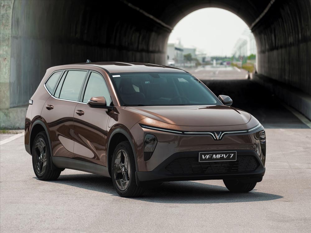 giá xe vinfast vf mpv7